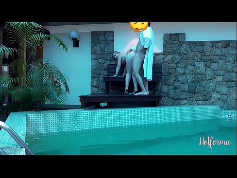 ❤️ Chef inviterer stuepige til poolen, men kunne ikke modstå en hot ❤️❌ Porno at da.kassa-standupbar.ru ❌